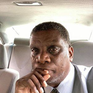 Meet your Posher, Derek